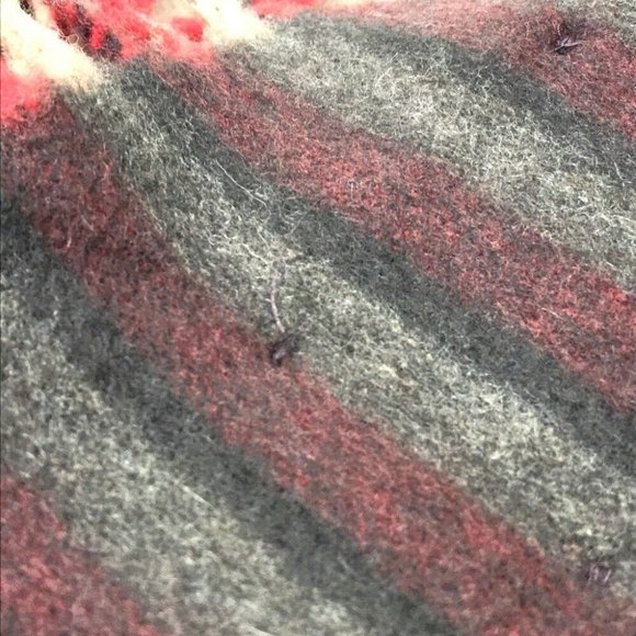 LOUIS VUITTON Efficial - Leie Muffler Scarf Red M7 - Picture 9 of 9